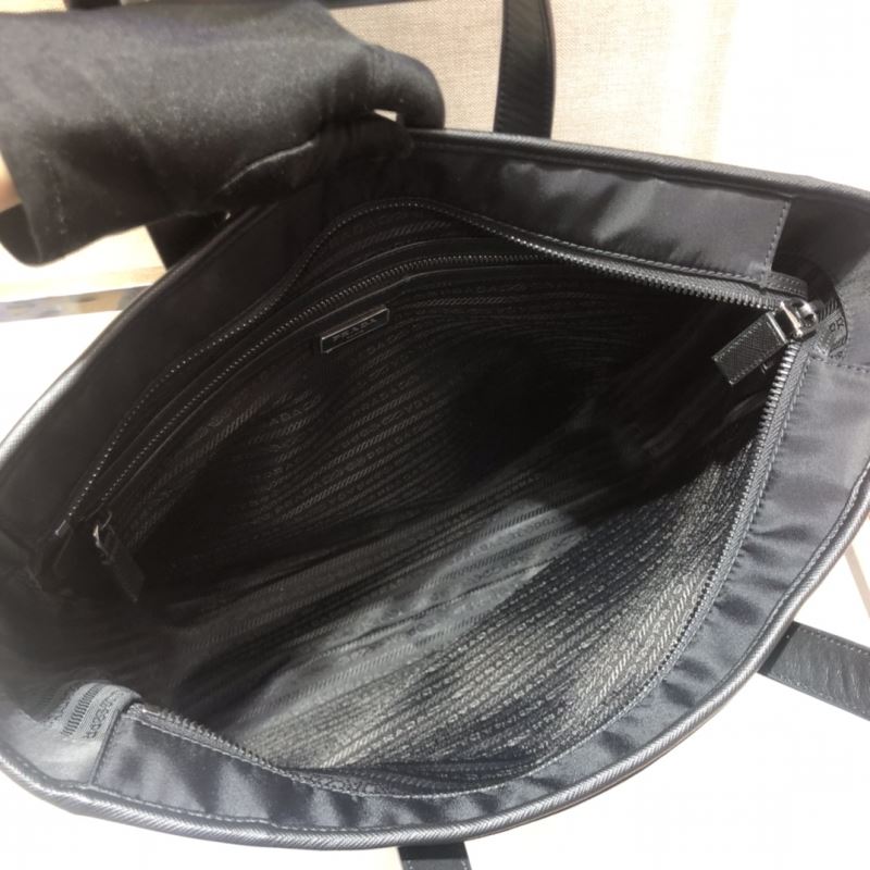Pra*a tote bags